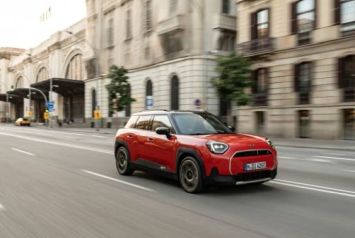 2024 MINI Aceman SE